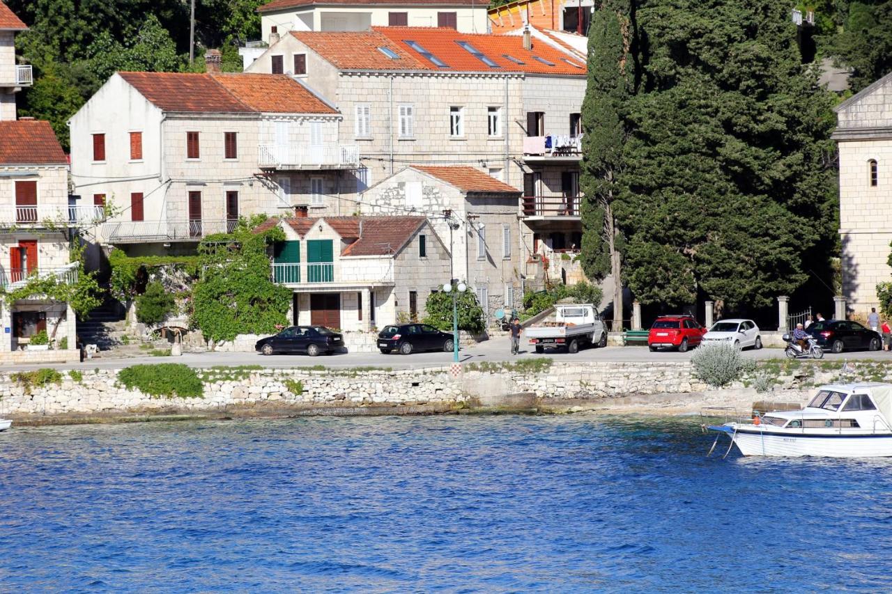 Apartments And Rooms By The Sea Racisce, Korcula - 4341 Екстер'єр фото