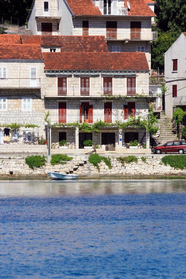 Apartments And Rooms By The Sea Racisce, Korcula - 4341 Екстер'єр фото