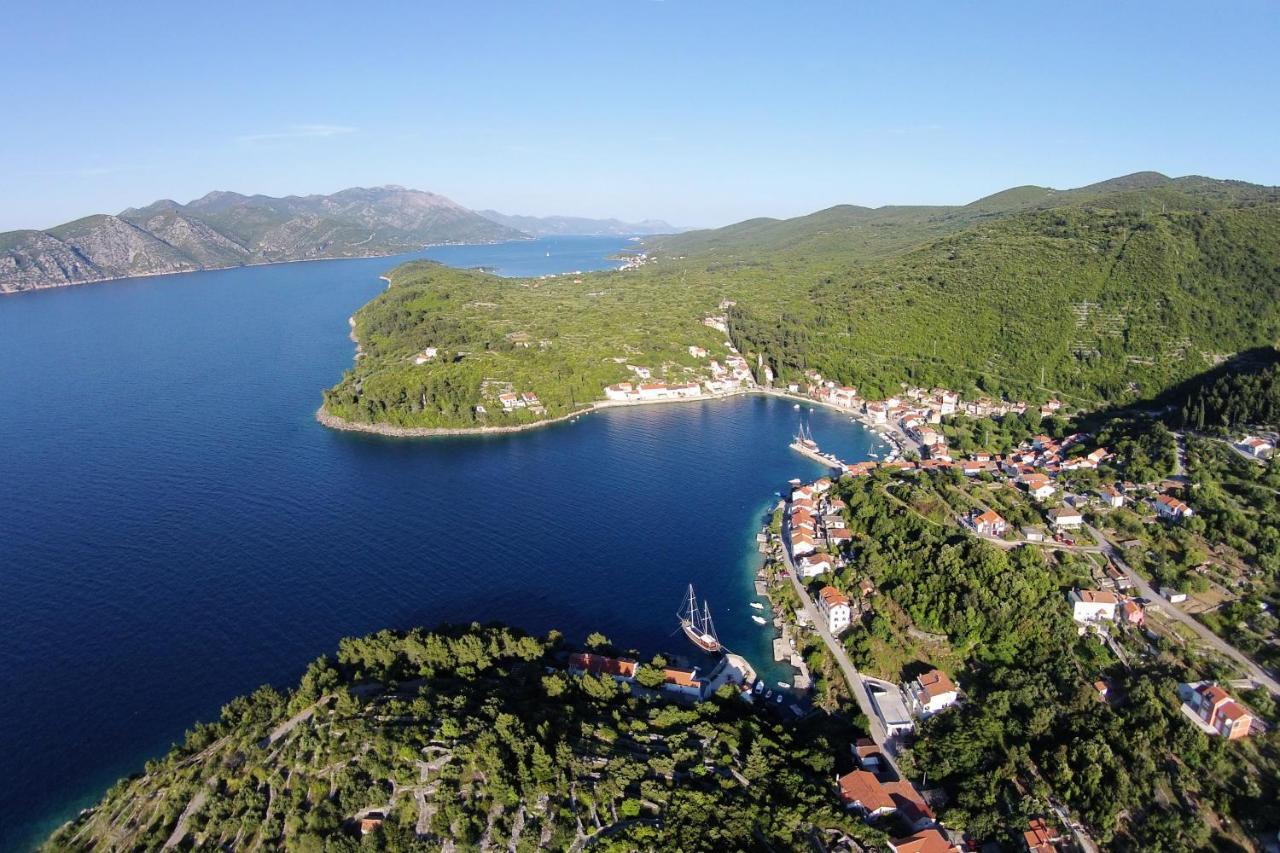 Apartments And Rooms By The Sea Racisce, Korcula - 4341 Екстер'єр фото