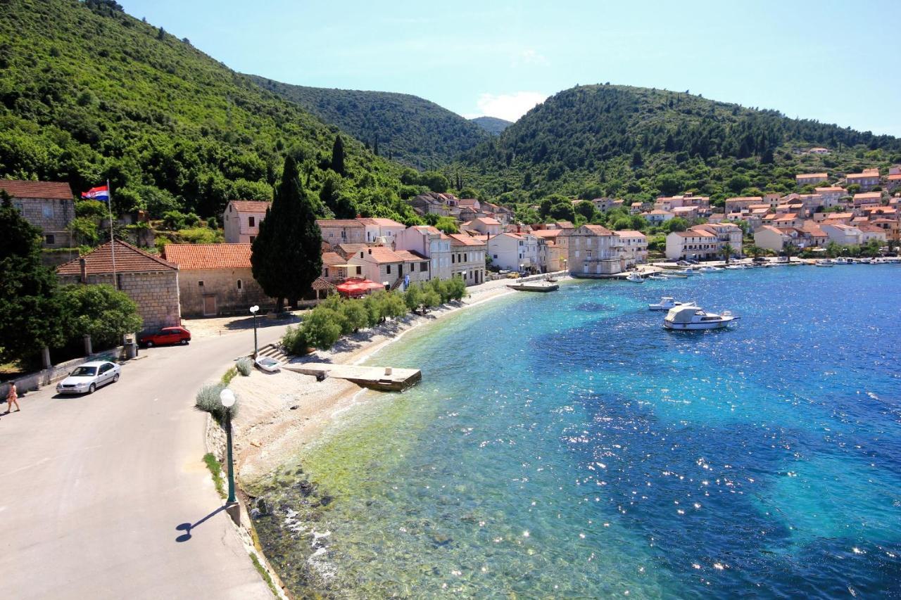 Apartments And Rooms By The Sea Racisce, Korcula - 4341 Екстер'єр фото